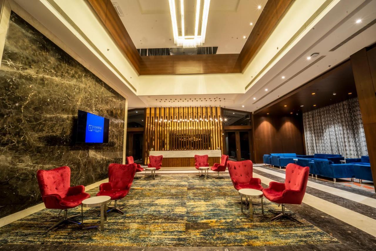 Essentia Luxury Hotel Indore Exteriör bild